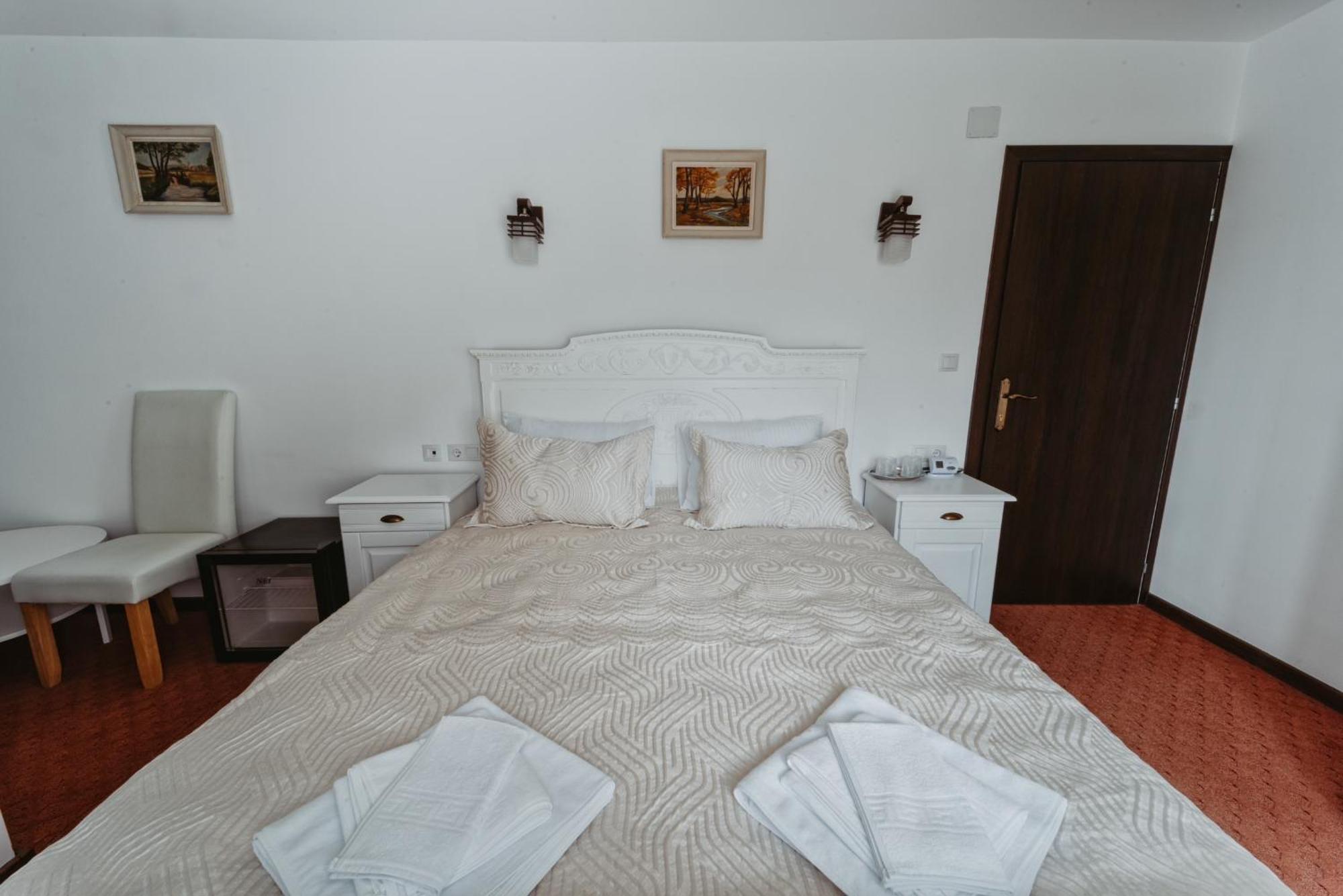 Hotel Complex Turistic Constantin Bucovina Câmpulung Moldovenesc Exterior foto