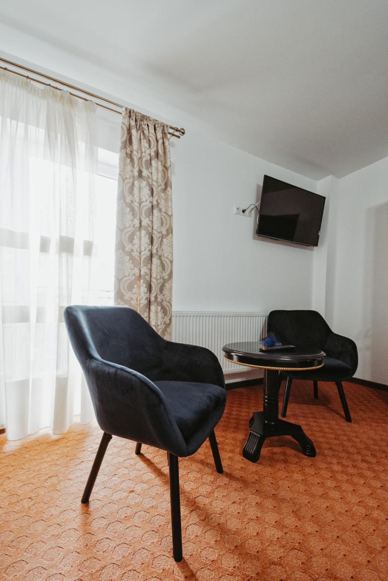Hotel Complex Turistic Constantin Bucovina Câmpulung Moldovenesc Exterior foto