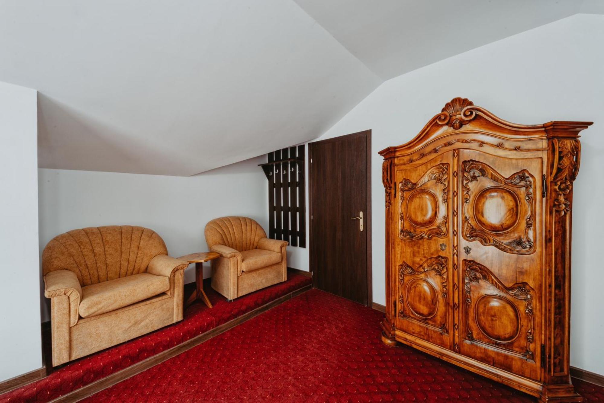 Hotel Complex Turistic Constantin Bucovina Câmpulung Moldovenesc Exterior foto